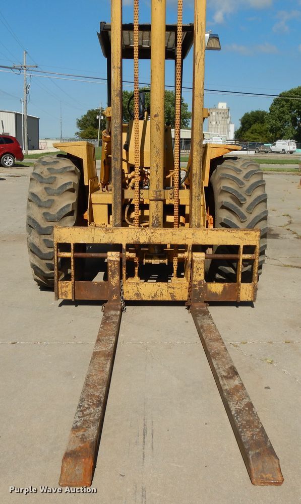 image for item DF5181 Allis Chalmers 705D forklift