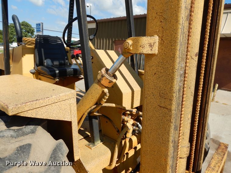 image for item DF5181 Allis Chalmers 705D forklift