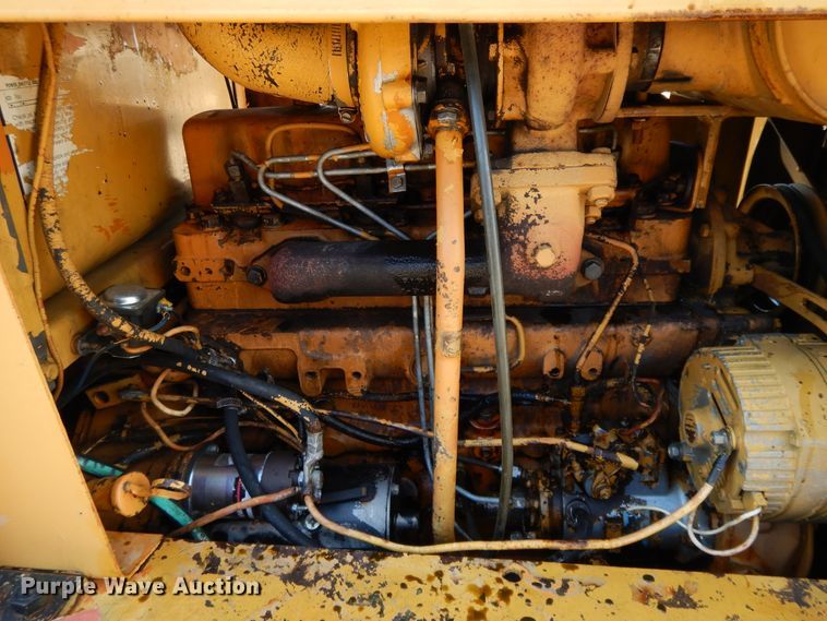 image for item DF5181 Allis Chalmers 705D forklift