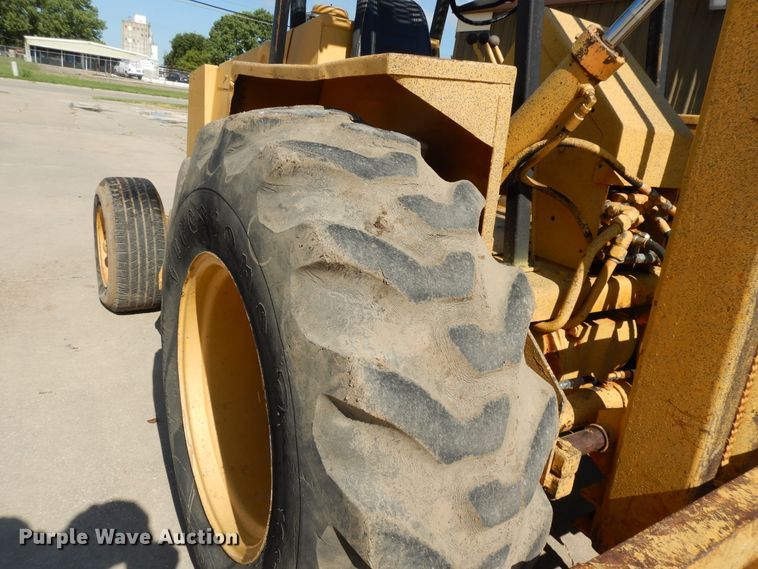 image for item DF5181 Allis Chalmers 705D forklift