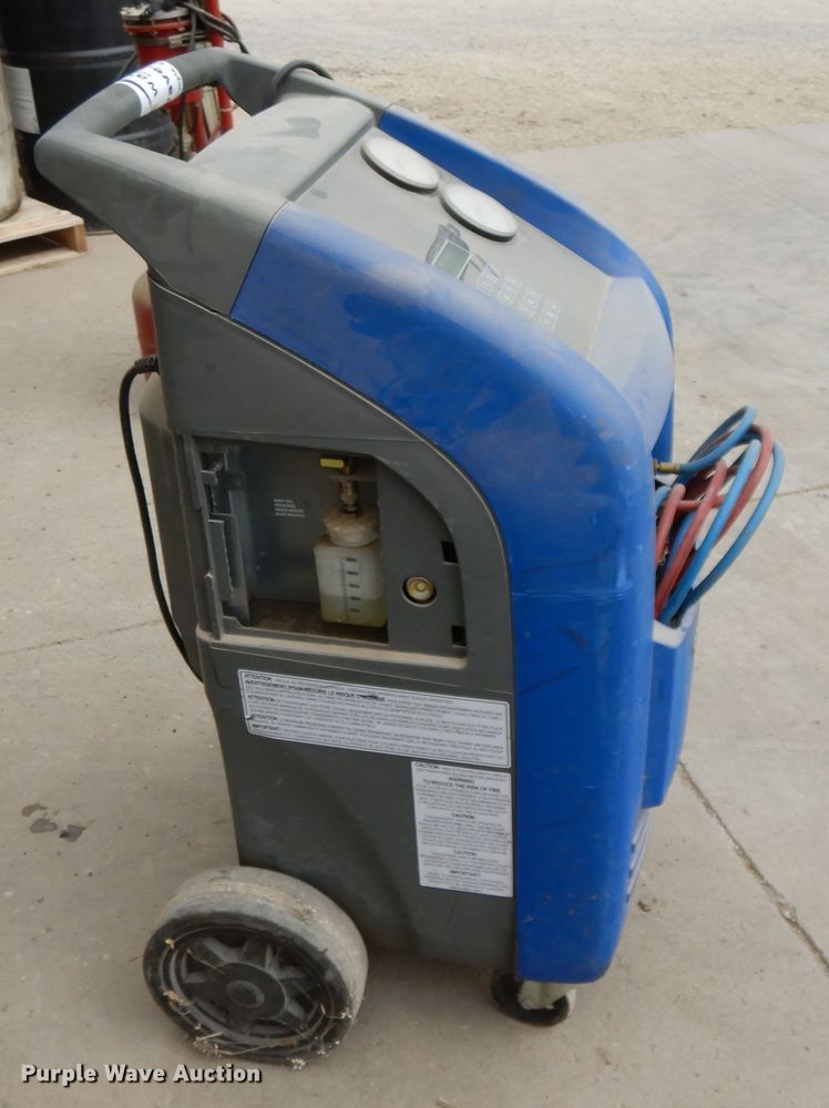 image for item DF5235 Mastercool 69788 AC machine