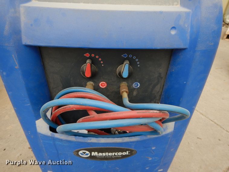 image for item DF5235 Mastercool 69788 AC machine
