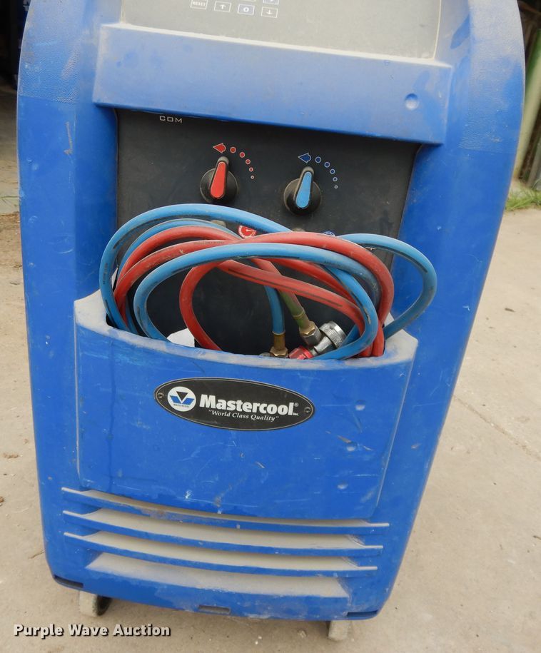 image for item DF5235 Mastercool 69788 AC machine