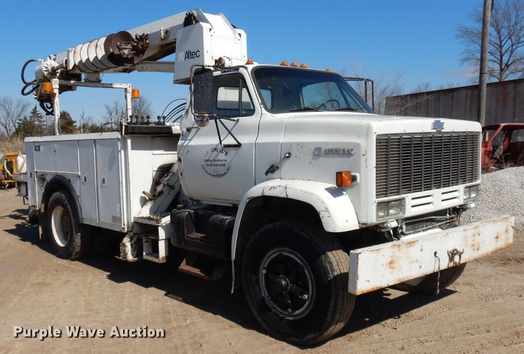 image for item DF6007 1986 Chevrolet C70 digger derrick truck