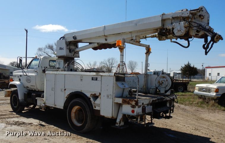 image for item DF6007 1986 Chevrolet C70 digger derrick truck