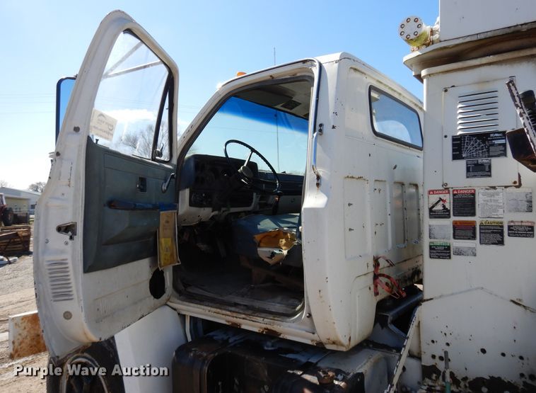 image for item DF6007 1986 Chevrolet C70 digger derrick truck