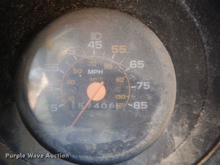 image for item DF6007 1986 Chevrolet C70 digger derrick truck