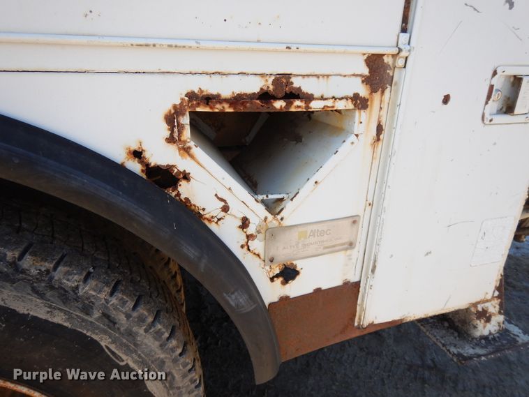 image for item DF6007 1986 Chevrolet C70 digger derrick truck