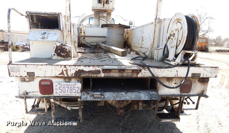 image for item DF6007 1986 Chevrolet C70 digger derrick truck