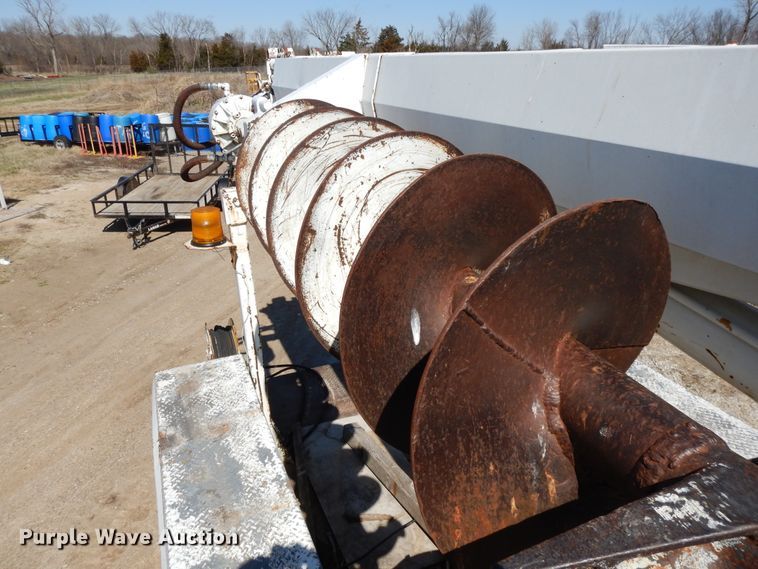 image for item DF6007 1986 Chevrolet C70 digger derrick truck