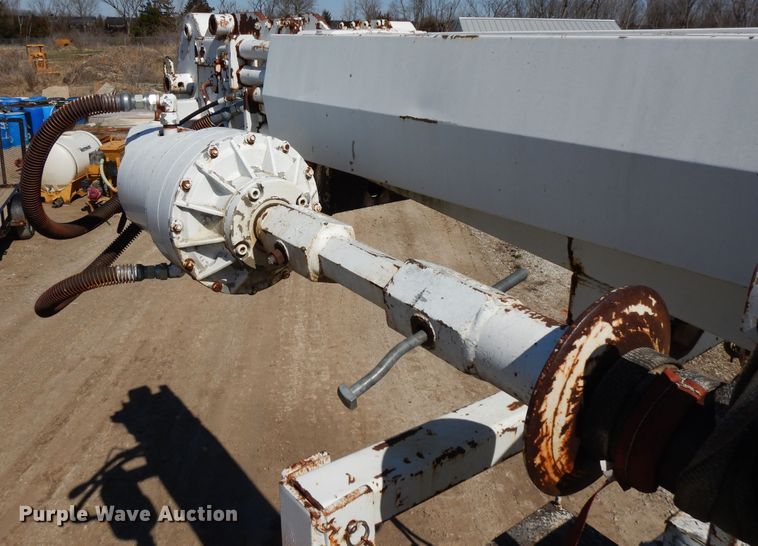 image for item DF6007 1986 Chevrolet C70 digger derrick truck