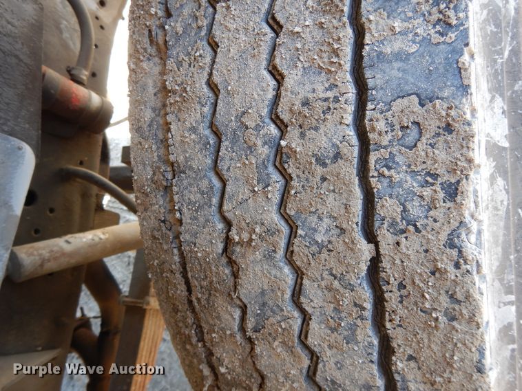 image for item DF6007 1986 Chevrolet C70 digger derrick truck