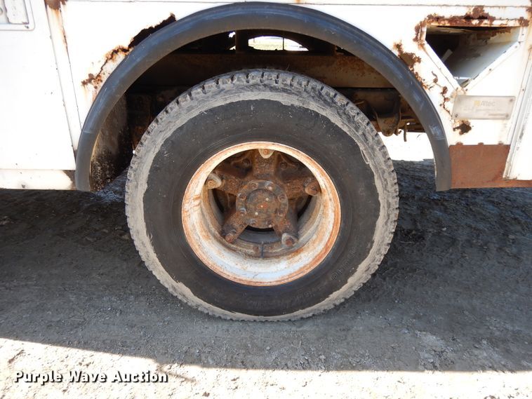 image for item DF6007 1986 Chevrolet C70 digger derrick truck