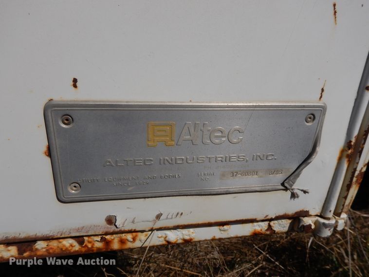 image for item DF6012 1990 Ford F450 Super Duty bucket truck