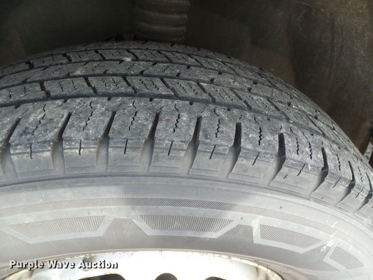 image for item DG1956 2008 Dodge Sprinter 3500  shuttle bus