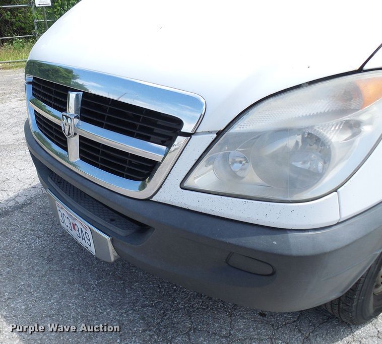 image for item DG1956 2008 Dodge Sprinter 3500  shuttle bus