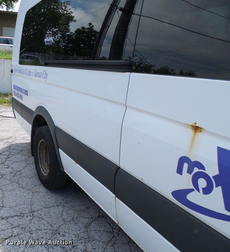 image for item DG1956 2008 Dodge Sprinter 3500  shuttle bus