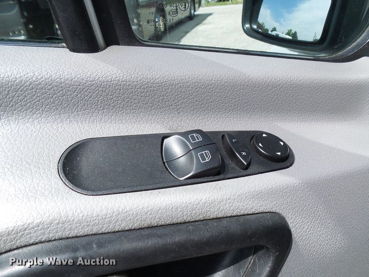 image for item DG1956 2008 Dodge Sprinter 3500  shuttle bus