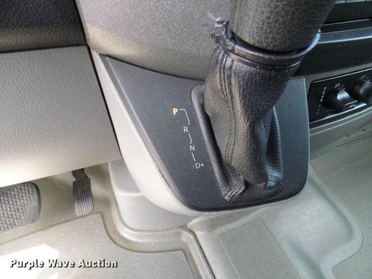 image for item DG1956 2008 Dodge Sprinter 3500  shuttle bus