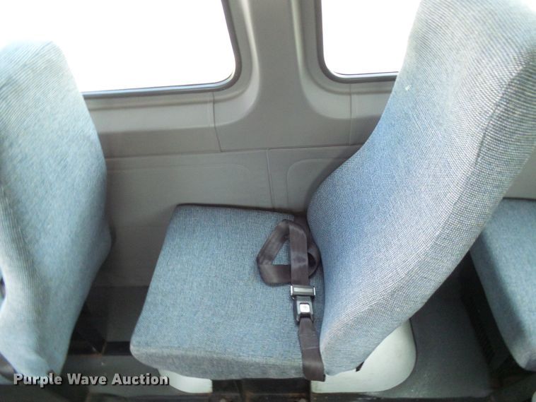 image for item DG1956 2008 Dodge Sprinter 3500  shuttle bus