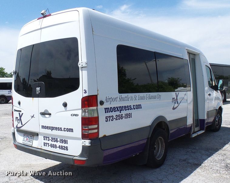 image for item DG1957 2007 Dodge Sprinter 3500  shuttle bus