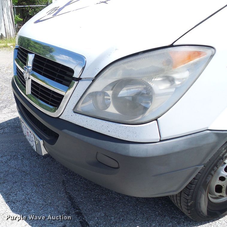 image for item DG1957 2007 Dodge Sprinter 3500  shuttle bus