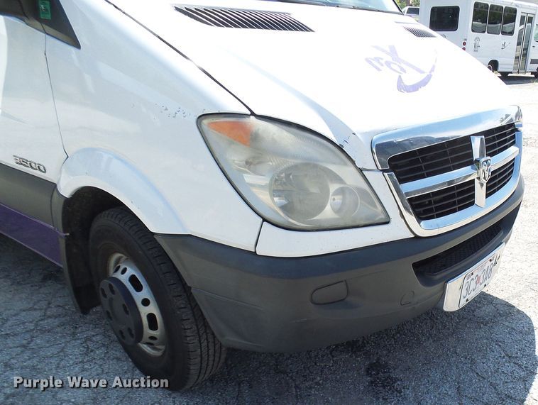 image for item DG1957 2007 Dodge Sprinter 3500  shuttle bus