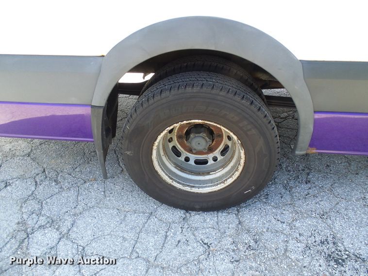 image for item DG1957 2007 Dodge Sprinter 3500  shuttle bus