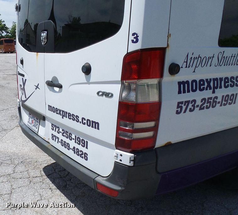 image for item DG1957 2007 Dodge Sprinter 3500  shuttle bus