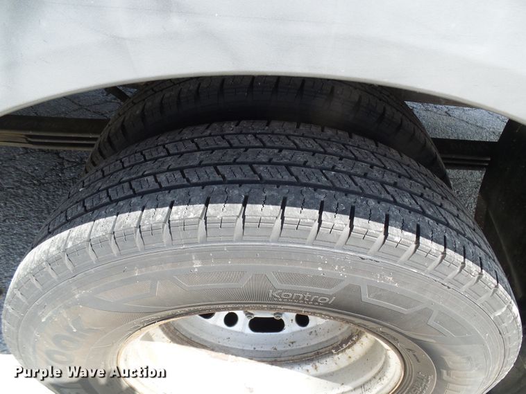 image for item DG1957 2007 Dodge Sprinter 3500  shuttle bus