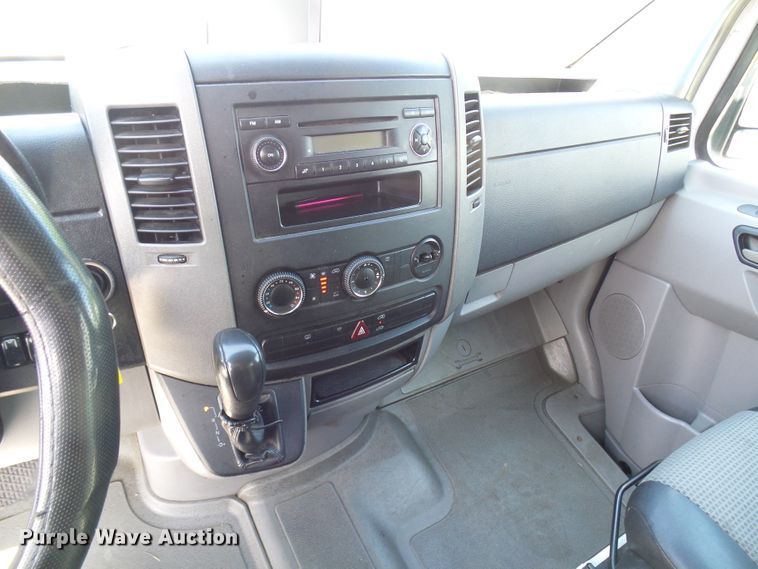 image for item DG1957 2007 Dodge Sprinter 3500  shuttle bus