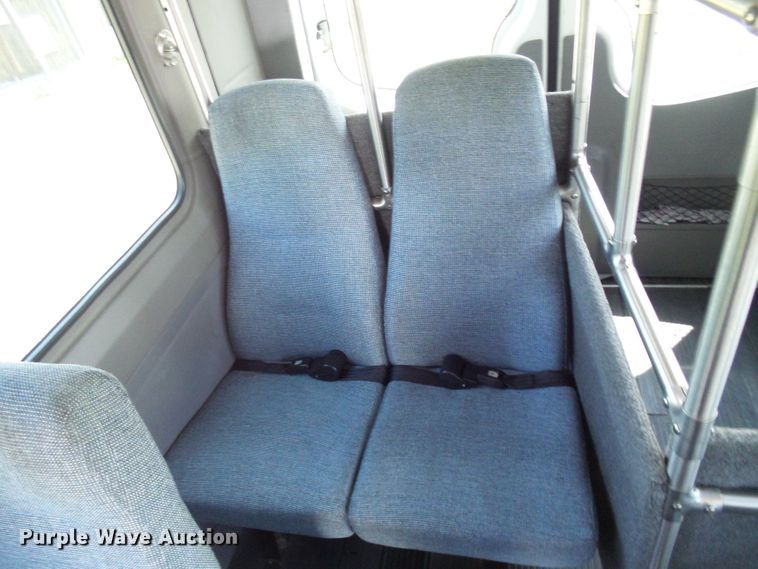 image for item DG1957 2007 Dodge Sprinter 3500  shuttle bus