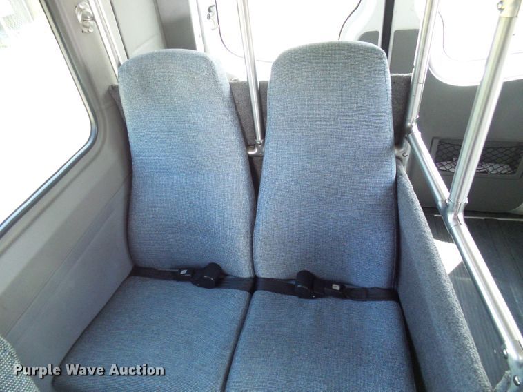 image for item DG1957 2007 Dodge Sprinter 3500  shuttle bus