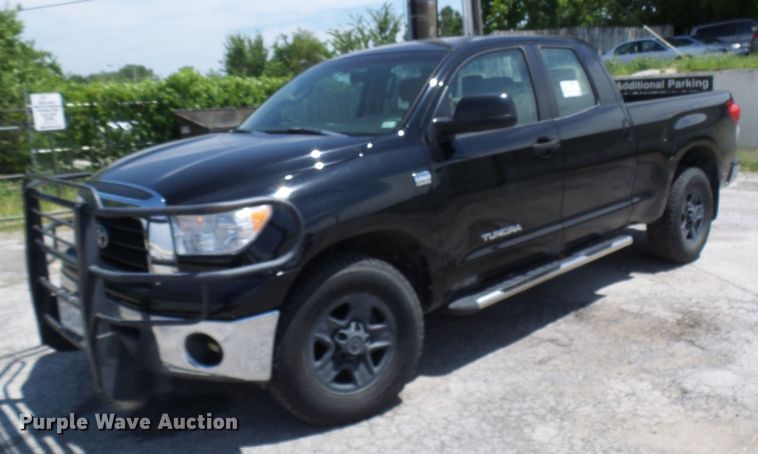 image for item DG1958 2008 Toyota Tundra  Double Cab pickup truck