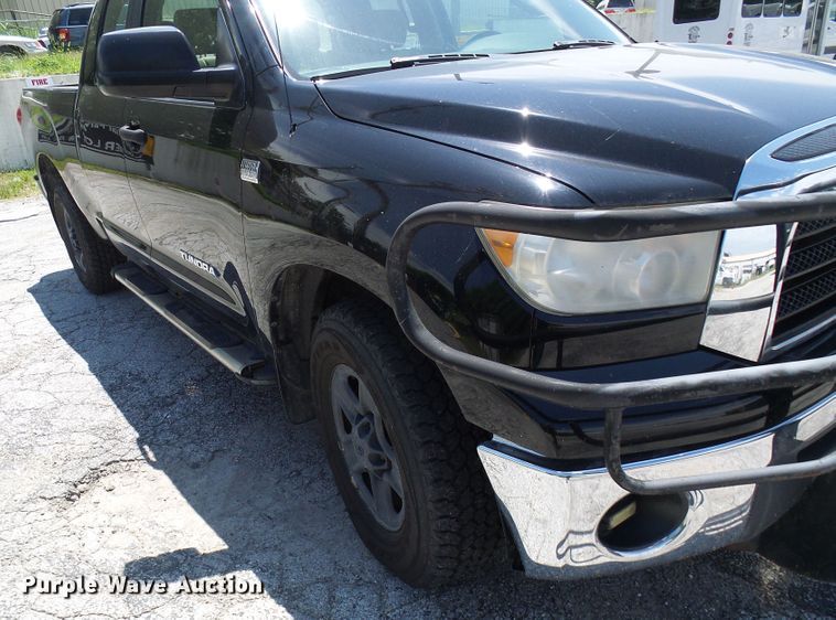 image for item DG1958 2008 Toyota Tundra  Double Cab pickup truck