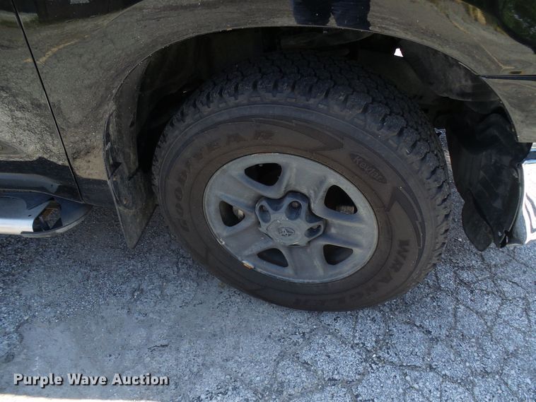 image for item DG1958 2008 Toyota Tundra  Double Cab pickup truck