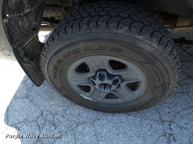 image for item DG1958 2008 Toyota Tundra  Double Cab pickup truck