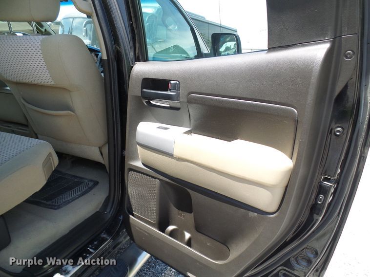 image for item DG1958 2008 Toyota Tundra  Double Cab pickup truck