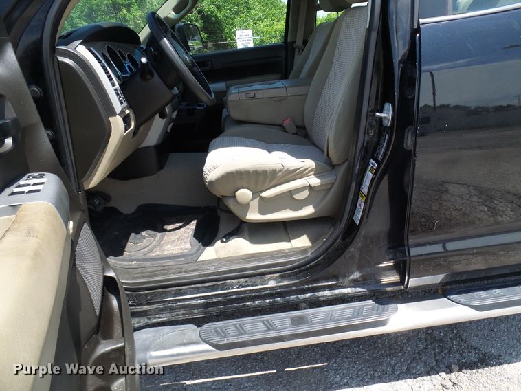 image for item DG1958 2008 Toyota Tundra  Double Cab pickup truck