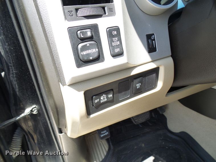 image for item DG1958 2008 Toyota Tundra  Double Cab pickup truck