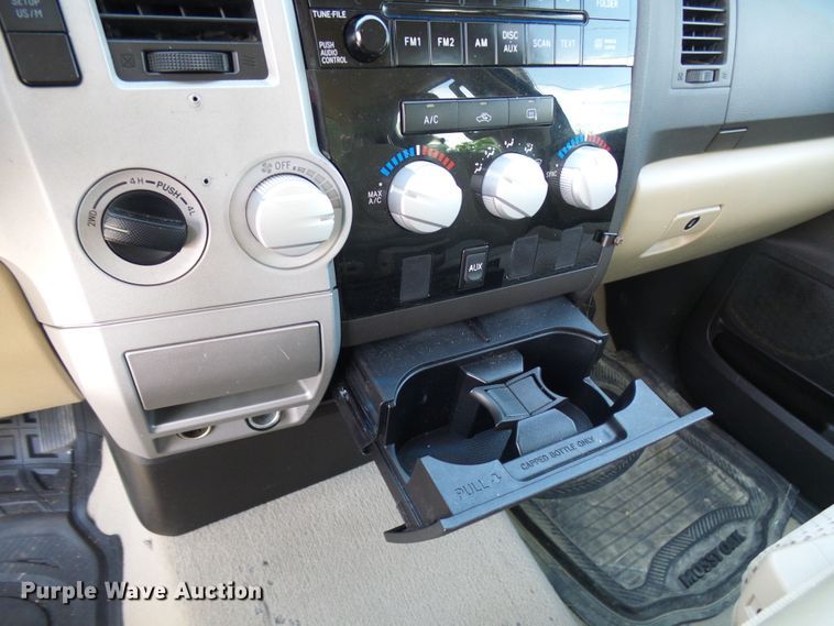 image for item DG1958 2008 Toyota Tundra  Double Cab pickup truck