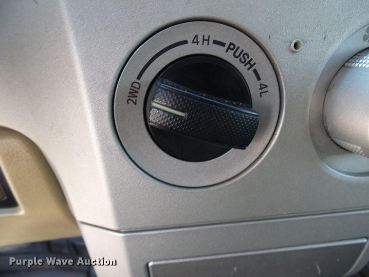 image for item DG1958 2008 Toyota Tundra  Double Cab pickup truck