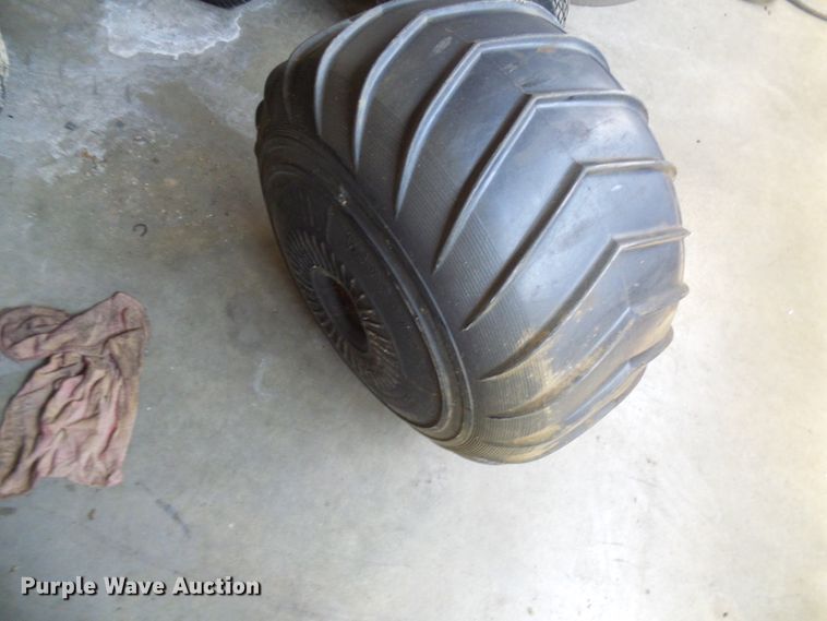 image for item DG1959 Allis Chalmers Terra Tiger 10  utility vehicle