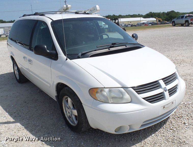 image for item DG1969 2006 Dodge Grand Caravan  van