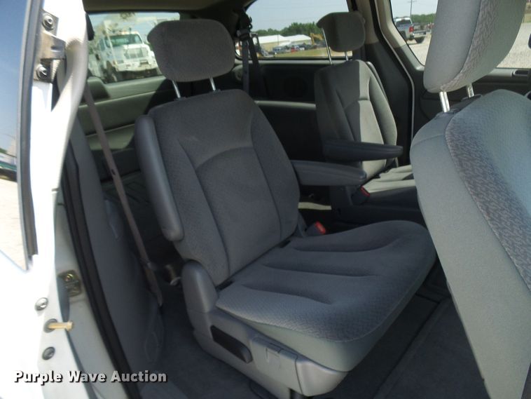 image for item DG1969 2006 Dodge Grand Caravan  van