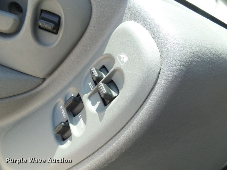 image for item DG1969 2006 Dodge Grand Caravan  van