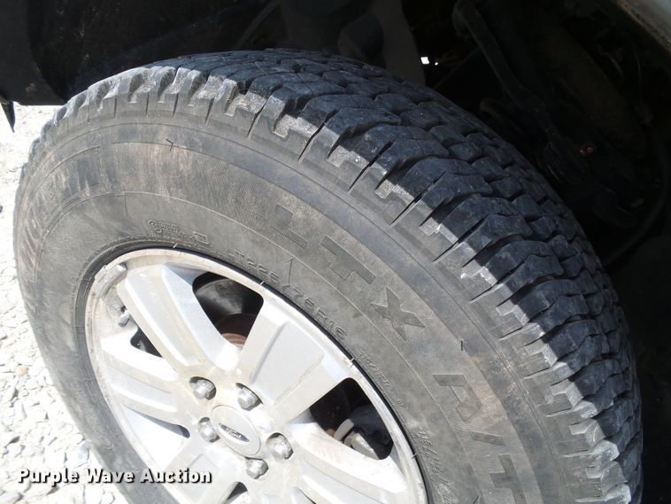 image for item DG1970 2006 Ford Explorer  SUV