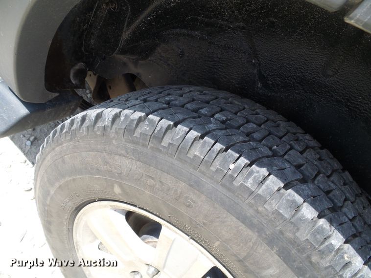 image for item DG1970 2006 Ford Explorer  SUV