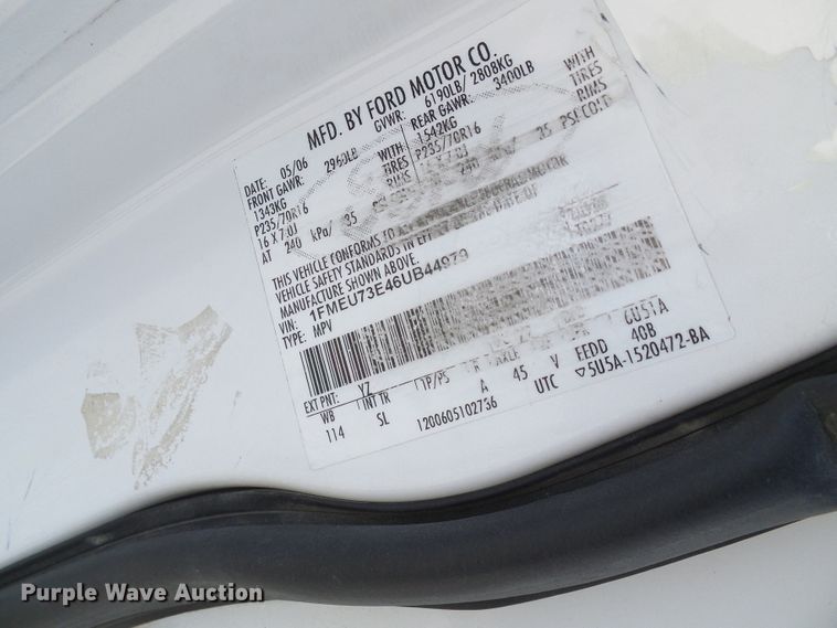 image for item DG1970 2006 Ford Explorer  SUV