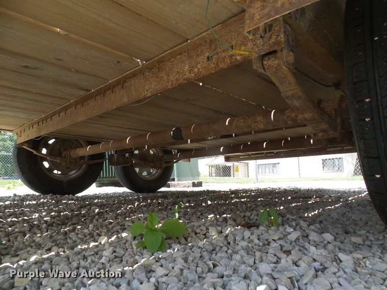 image for item DG1983 2011 Doo Little utility trailer